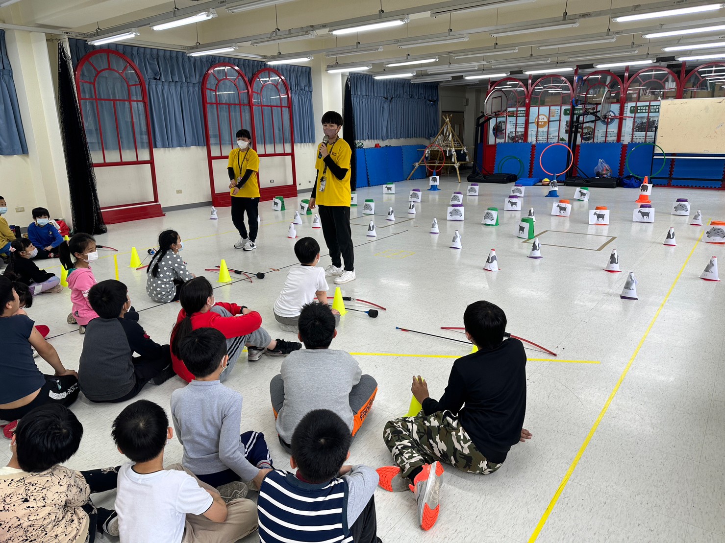 (圖)2023 Winter Vacation Sports Recreation Camp-traditional bow and arrow.